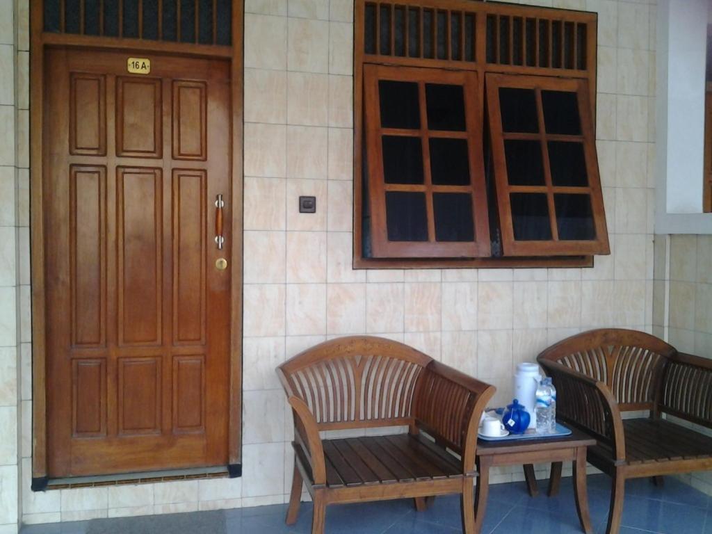 Hotel Wisma Djaja Syariah Bojonegoro Room photo